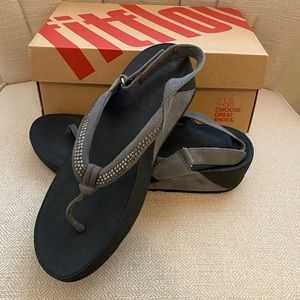 FitFlop Crystal Swirl Backstrap Sandals in Pewter